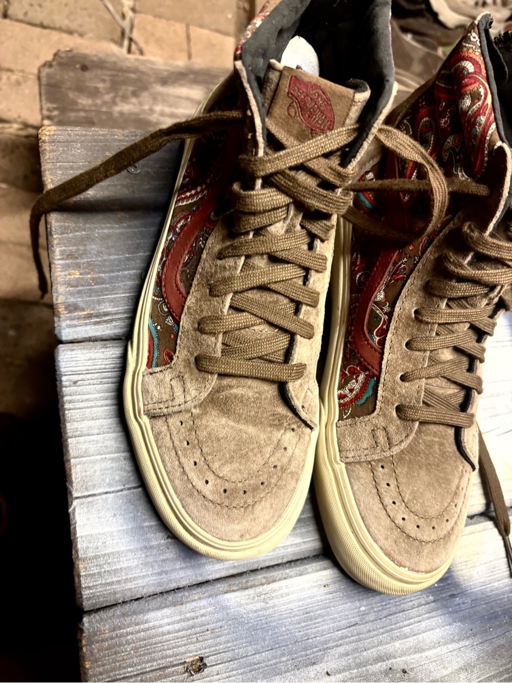 Vans Brown Suede High-Top Sneakers with Paisley Accent - women’s 8.5